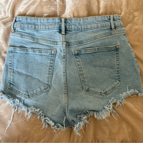 Jean shorts - Picture 3 of 3